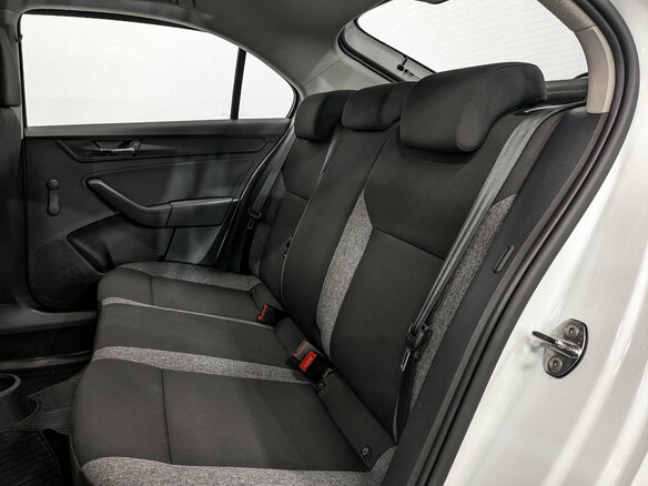 2021 Skoda Rapid II, белый, 1260000 рублей - вид 17