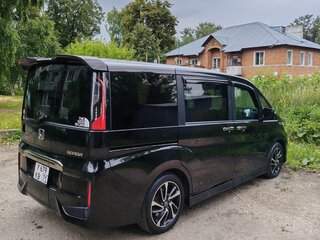 2016 Honda Stepwgn V, чёрный, 1690000 рублей, вид 5