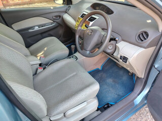 2012 Toyota Belta I, голубой, 809000 рублей, вид 4