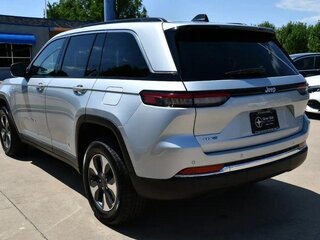 2025 Jeep Grand Cherokee V (WL), серебристый, 6673588 рублей, вид 4