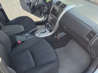 2010 Toyota Corolla X (E140, E150), серебристый, 1150000 рублей, вид 5