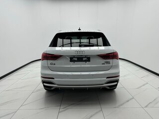 2021 Audi Q3 35 TFSI II (F3), белый, 2570000 рублей, вид 5