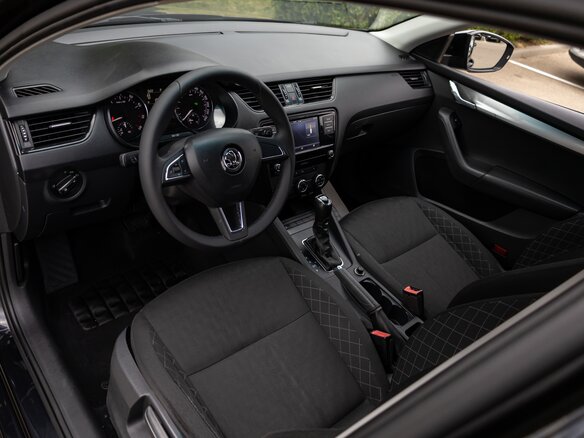 2017 Skoda Octavia III (A7) Рестайлинг, чёрный - вид 12