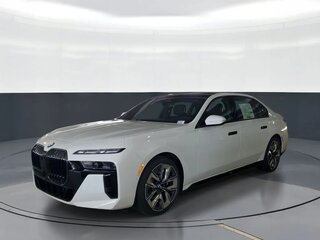 2025 BMW 7 серии 760i xDrive VII (G70), белый, 17814372 рублей, вид 1