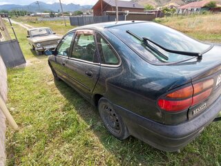 1999 Renault Laguna I, зелёный, 170000 рублей, вид 4
