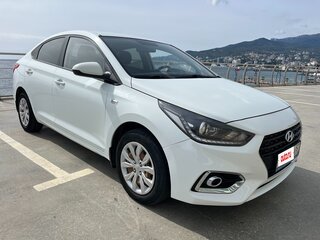 2018 Hyundai Solaris II, белый, 1290000 рублей, вид 4