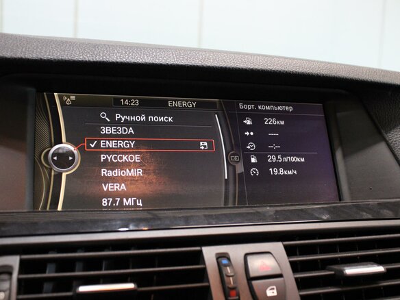 2012 BMW 5 серии 520i VI (F10/F11/F07), чёрный, 1710000 рублей - вид 16