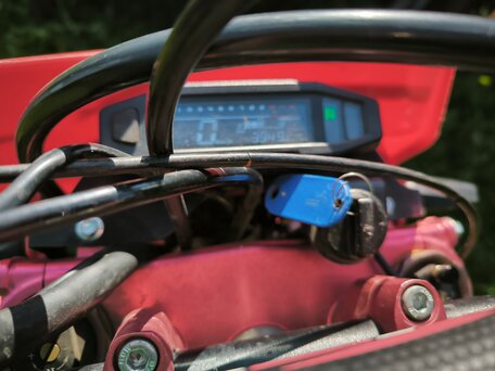 2022 Regulmoto CR-Z 300, красный, 130000 рублей, вид 5