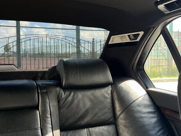 1999 BMW 7 серии 740i III (E38) Рестайлинг, чёрный, 1650000 рублей - вид 12