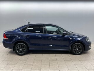 2017 Volkswagen Polo V Рестайлинг, синий, 1077000 рублей, вид 5