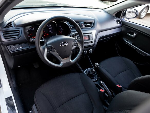2016 Kia Rio III Рестайлинг, белый, 795000 рублей - вид 29