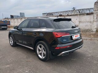 2022 Audi Q5 40 TDI II (FY) Рестайлинг, чёрный, 4270000 рублей, вид 4