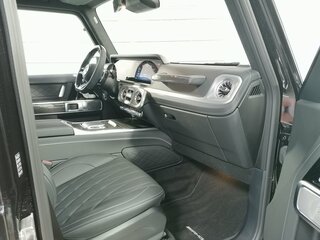 2026 Mercedes-Benz G-Класс AMG 63 AMG II (W465) Рестайлинг, чёрный, 40376000 рублей, вид 3