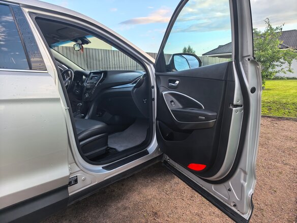 2018 Hyundai Santa Fe III Рестайлинг, серебристый, 2350000 рублей - вид 21