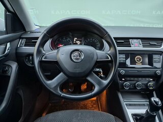 2015 Skoda Octavia III (A7), белый, 1200000 рублей, вид 5