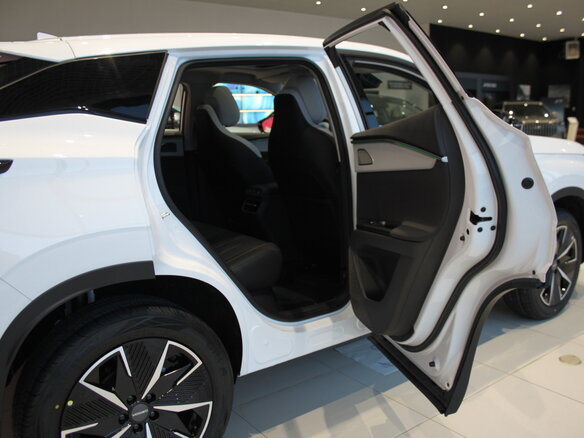 2026 Omoda C5 II, белый, 2399000 рублей - вид 15
