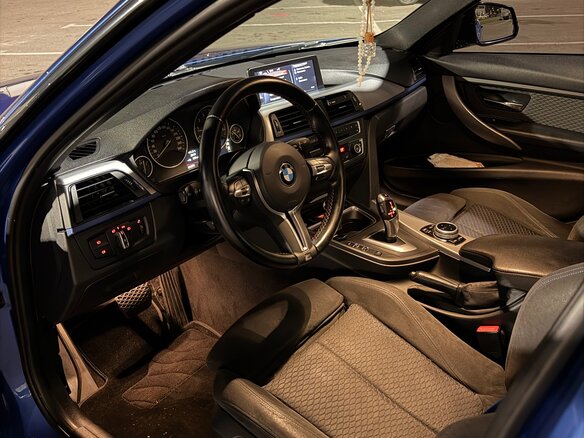 2013 BMW 3 серии 328i xDrive VI (F3x), синий, 1800000 рублей - вид 4