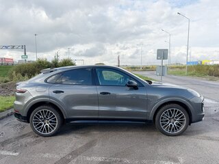 2020 Porsche Cayenne Coupé III, серый, 6900000 рублей, вид 3