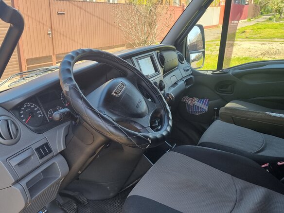 2013 Iveco Daily, синий, 1800000 рублей - вид 5