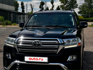 2018 Toyota Land Cruiser 200 Series Рестайлинг 2, чёрный, 6234000 рублей, вид 1