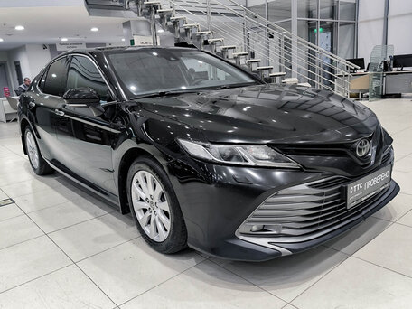 2021 Toyota Camry VIII (XV70), чёрный, 1980000 рублей, вид 3