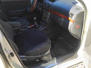 2004 Toyota Avensis II, зелёный, 290000 рублей, вид 4