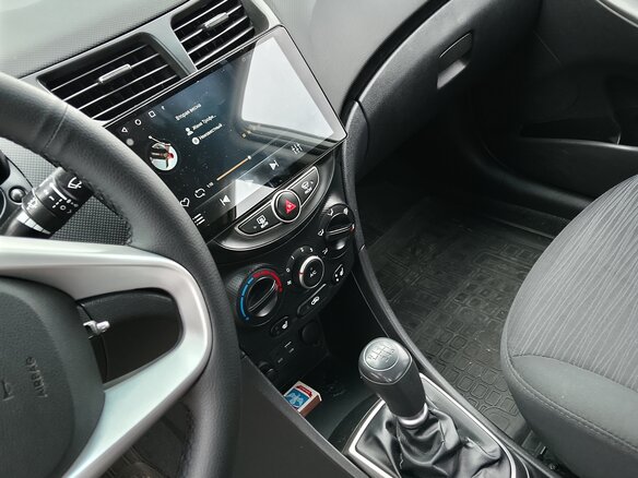 2015 Hyundai Solaris I Рестайлинг, белый, 1120000 рублей - вид 5