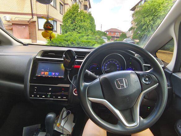 2017 Honda Fit III Рестайлинг, серебристый, 950000 рублей - вид 8