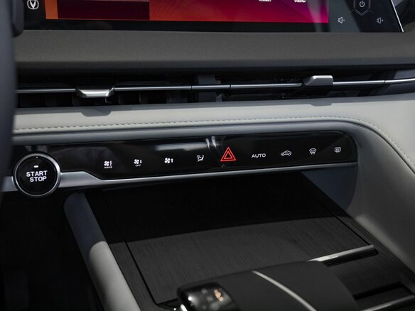 2024 Changan CS75 Plus III, серый, 2790000 рублей - вид 22