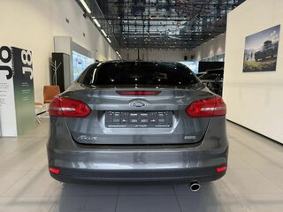 2017 Ford Focus III Рестайлинг, серый, 1300000 рублей, вид 5