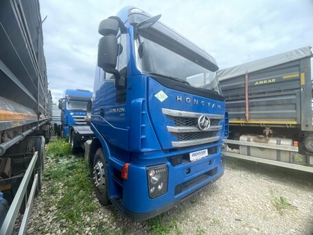 2023 IVECO-Hongyan 6x4 (CQ4256), синий, 3113370 рублей, вид 2