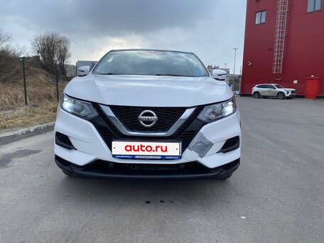 2021 Nissan Qashqai II Рестайлинг, белый, 1625000 рублей, вид 1