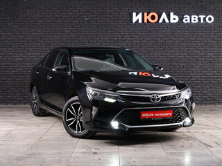 2017 Toyota Camry VII (XV50) Рестайлинг 2, чёрный, 2330000 рублей, вид 3