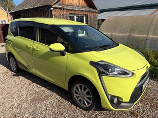 2017 Toyota Sienta II, жёлтый, 1340000 рублей, вид 5