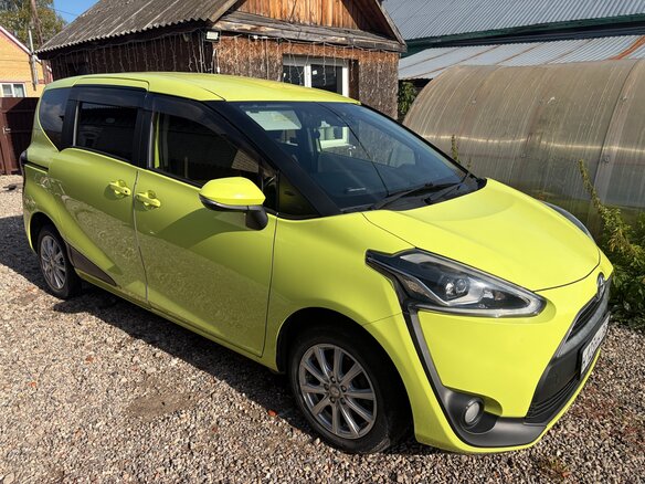 2017 Toyota Sienta II, жёлтый, 1290000 рублей - вид 4