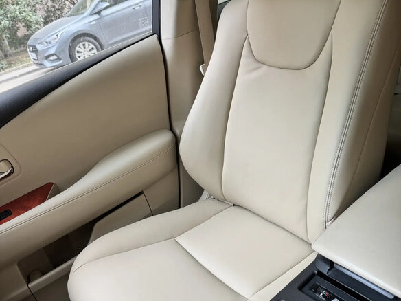 2010 Lexus RX 450h III, белый, 2050000 рублей - вид 6
