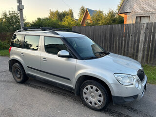 2014 Skoda Yeti I, серебристый, 825000 рублей, вид 4
