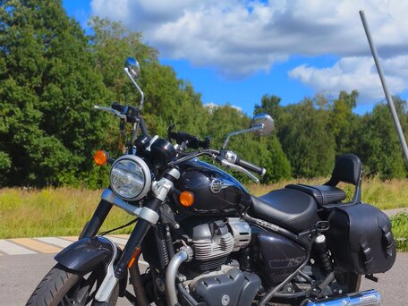 2024 Royal Enfield Super Meteor, чёрный, 660000 рублей, вид 1