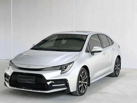 2023 Toyota Levin XII (E210) Рестайлинг, серебристый, 1610000 рублей, вид 2