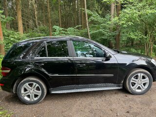 2008 Mercedes-Benz M-Класс 350 II (W164) Рестайлинг, чёрный, 1060000 рублей, вид 4