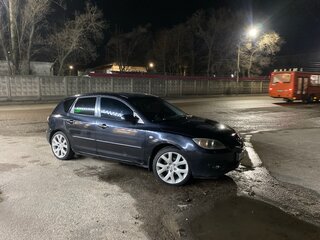 2007 Mazda 3 I (BK) Рестайлинг, чёрный, 600000 рублей, вид 3