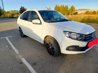 2019 Lada (ВАЗ) Granta I Рестайлинг, белый, 535000 рублей, вид 2