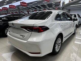2022 Toyota Corolla XII (E210), белый, 1615000 рублей, вид 2