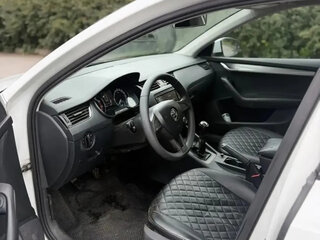 2018 Skoda Octavia III (A7) Рестайлинг, белый, 1000000 рублей, вид 5