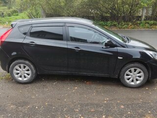 2011 Hyundai Solaris I, чёрный, 585000 рублей, вид 4