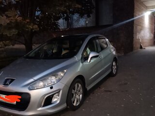 2012 Peugeot 308 I Рестайлинг, серебристый, 510000 рублей, вид 2