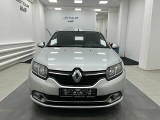 2015 Renault Logan II, серебристый, 675000 рублей, вид 2