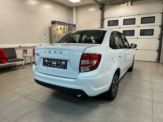 2025 Lada (ВАЗ) Granta I Рестайлинг, белый, 1290000 рублей, вид 3