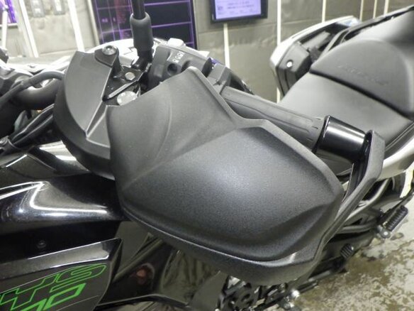 2024 Kawasaki Versys 1000, чёрный - вид 18