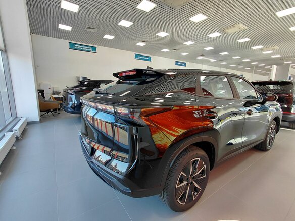 2026 Omoda C5 II, чёрный - вид 1